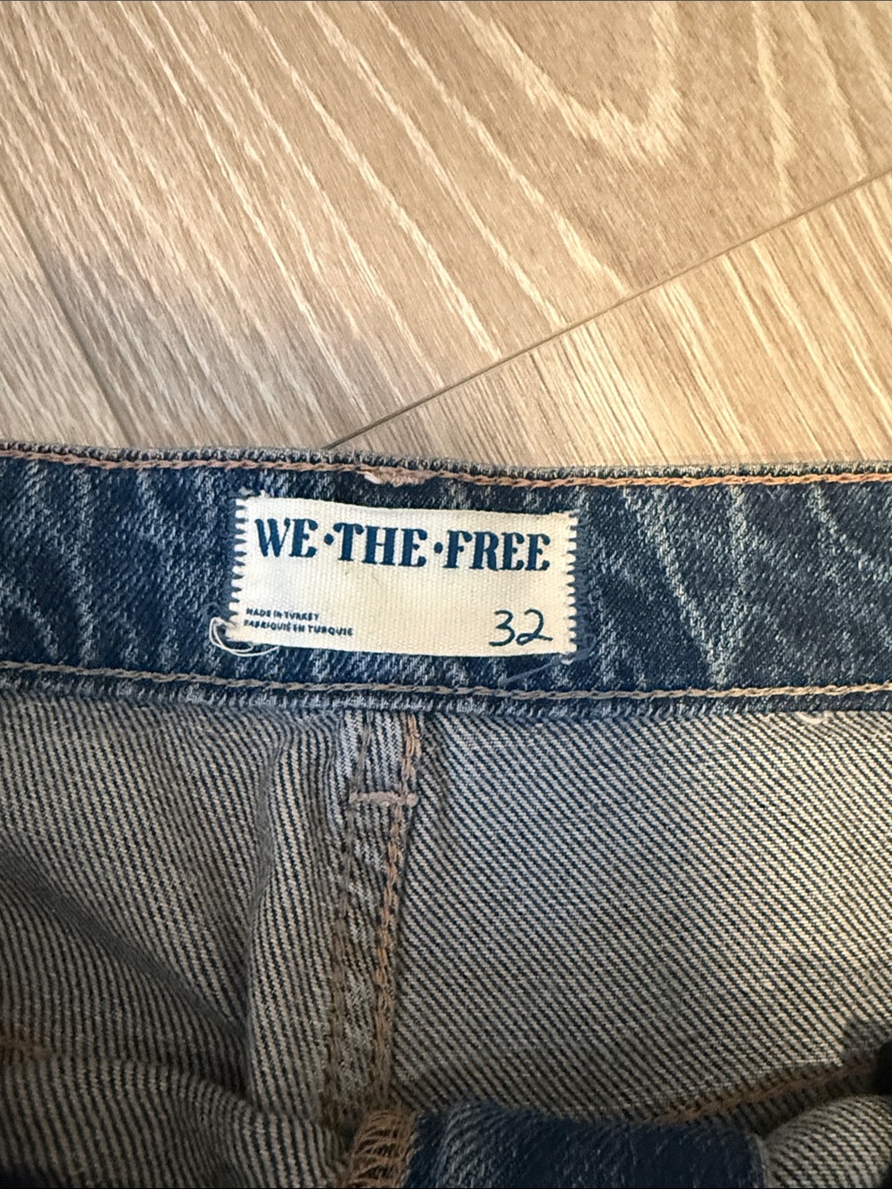 We The Free Agusta High Rise Slim Barrel Jeans Size 32 - Picture 5 of 7